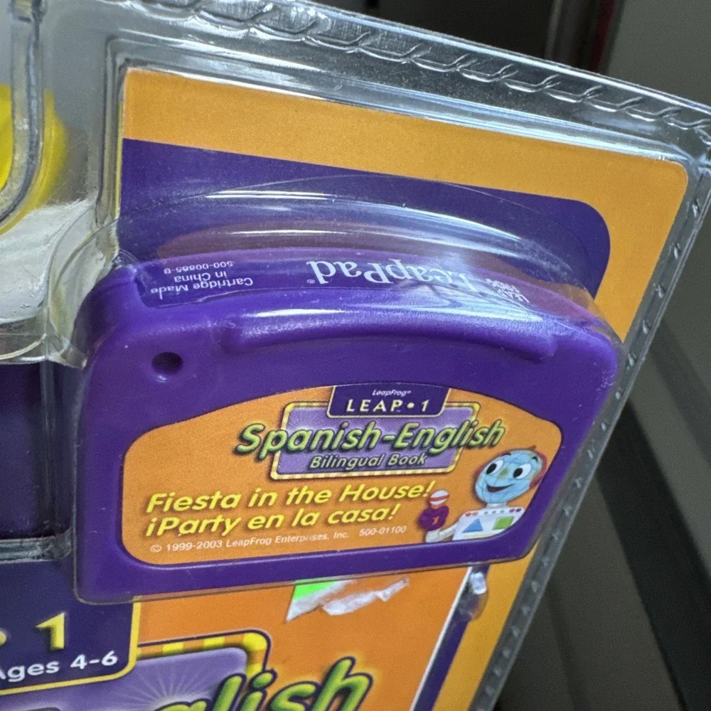 LeapPad Fiesta In The House Spanish English Bilingual Book & Cartridge‎ Game